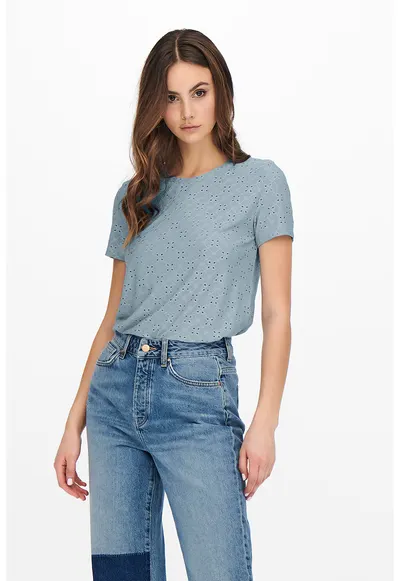 Tricou cu perforatii Cathinka - Albastru deschis