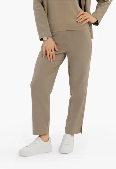 Pantaloni drepti dama - Regular Fit - picior cu musca scurta - R-Sami - bej - Bej
