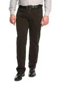 Pantaloni barbatesti clasici croiala dreapta, maro (Marime pantalon: W47)