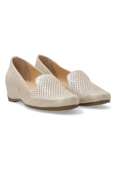 Mocasini de piele cu perforatii