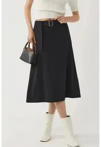 Fusta Midi talie inalta - detaliu arcuit - neagra