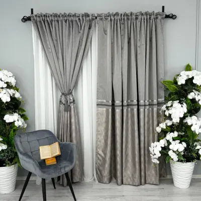 Set 2 bucati Draperie Lines, tip panou 3 metri latime , Gri Silver- 3m latime x 232 m inaltime , rejansa pt. bara