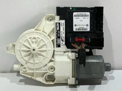 Motoras macara geam fata cu modul 8P0959802K Audi A3 facelift (2008-2013) [8P1]