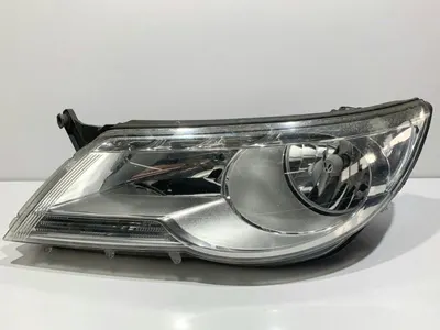 Far stanga 5N2941031G Volkswagen Tiguan (2007-2011)