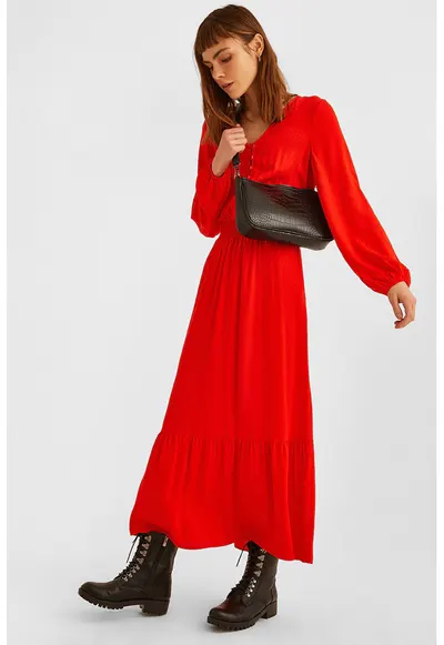 Rochie cu fenta cu nasturi - Rosu vermillion