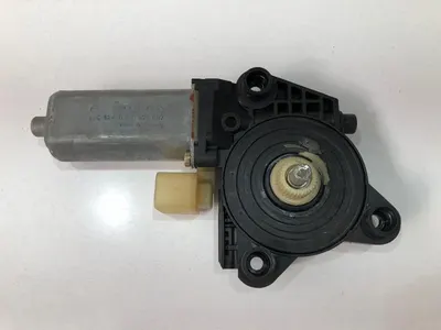 Motoras macara geam dreapta spate 0130822007 Mercedes C-Class (2001-2007) [W203]