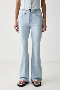 Levi's blugi flared pentru femei 726 HR FLARE