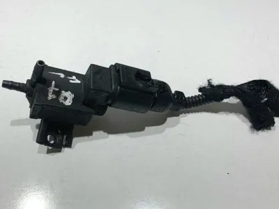 Supapa vacuum 037906283D Volkswagen Passat B6 3C (2005-2010) 3.0 tdi CJGA