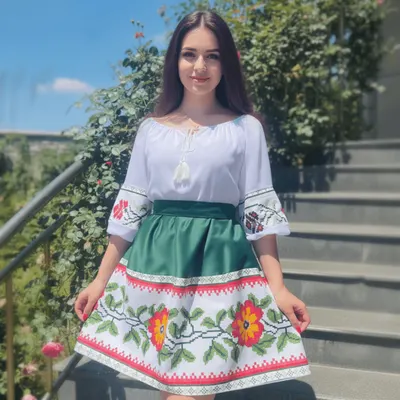 Rochie Traditionala stilizata cu motive florale Maria 3