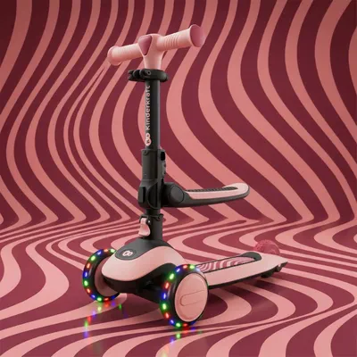 Trotineta pentru copii Kinderkraft Halley 2 Rose Pink, reglabila, pliabila, roti Led luminoase, cu scaunel