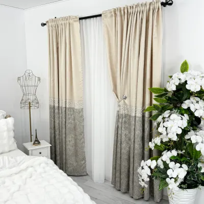 Set 2 Draperii Royal, Satinata, Texturata, Bej cu Gri si Argintiu, 140cm latime x 260cm inaltime, cu tiv lat pt bara
