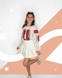 Ie traditionala fetite Mariana 3