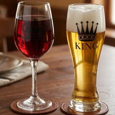 Set Regal de 2 Pahare pentru Cuplu - King Queen (Halba Bere Pahar Vin)