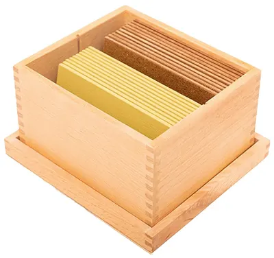 Kit educațional Nowa Szkola Montessori -Plăci senzoriale într-o cutie, 10 bucăți