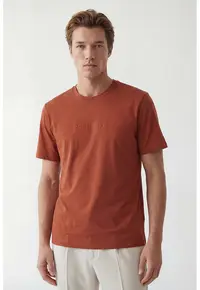 Tricou cu decolteu la baza gatului - Rosu castaniu