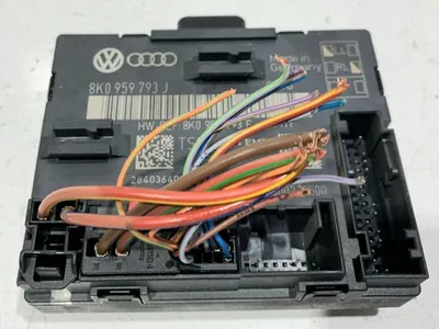 Calculator confort stanga fata 8K0959793J Audi A4 (2007-2011) [8K2, B8]