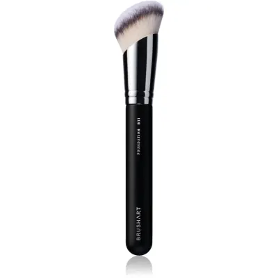 BrushArt Professional B11 Angled foundation brush pensula pentru machiaj B11 1 buc