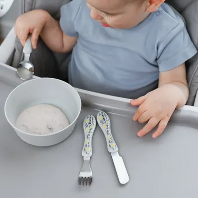 Set 3 tacamuri din inox pentru copii Akuku,contine furculita,cutit si lingura,recomandat copiilor peste 9 luni,materialotel inoxidabil de inalta calitate,fara BPA
