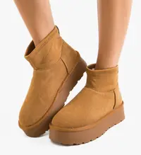 Cizme tip Ug Parfect Camel