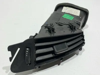 Grila ventilatie bord centrala stanga 13300564 Opel Astra J (2009-2012)