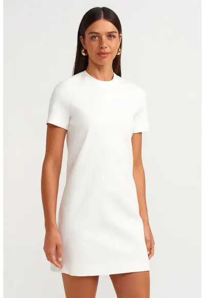 Rochie mini tip shift - alb - tricotat - maneci scurte - cu fermoar