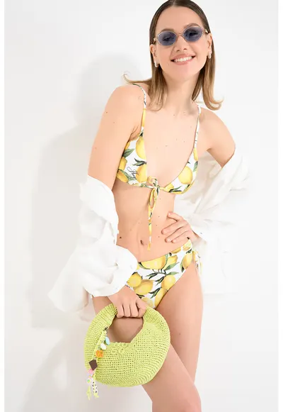 Sutien de baie cu cupe triunghiulare si imprimeu fructe - Multicolor