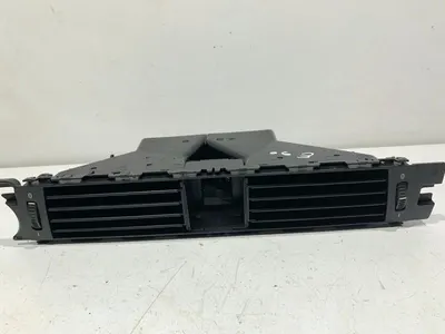 Grila ventilatie bord centrala 9130464 BMW Seria 3 (2005-2012) [E90]