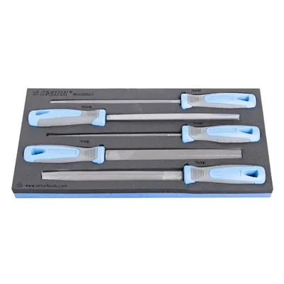 Set de pile in suport de plastic