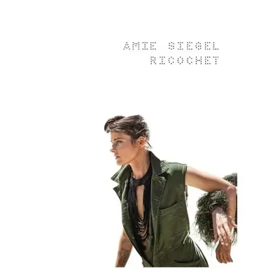 Amie Siegel: Ricochet, Ulrike Groos
