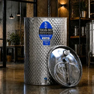 Cisterna inox vin 700L cu capac cu etansare gonflabila – AISI 304, fund plan - Toscana Inox