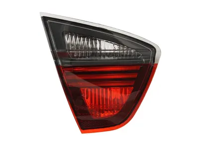 Stop tripla lampa spate stanga potrivit BMW Seria 3 LIMUZINA 2004-2008 - (interior, culoare sticla: rosu/fumuriu)