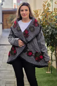 Cardigan Lana Fluture 2