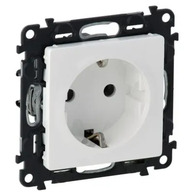 Priza schuko 2P+T Legrand 753125, borne suruburi, alba