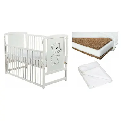 Set Patut din lemn bebe Babyneeds, Timmi cu laterala culisanta, 120x60 cm, Alb + Saltea patut bebe, Babyneeds, Cocos Confort II, Cu husa detasabila, Antialergica, 120x60x10 cm + Protectie impermeabila, Qmini, Pentru patuturi 120x60 cm, Alb