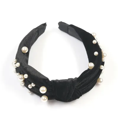 Bentita neagra catifea cu perle decorative