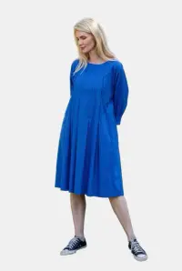 Rochie midi albastra cu pliuri in fata si spate, din poplin de bumbac