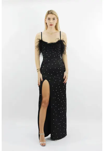 Rochie lunga de seara neagra cu pene si cristale NADIA