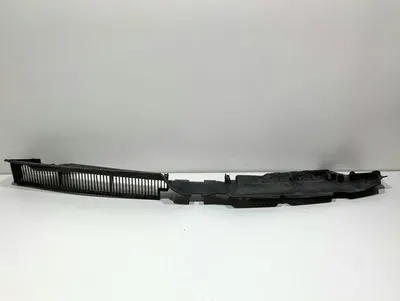 Deflector aer superior radiator 3C8121330B Volkswagen Passat CC (2008-2012)