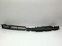 Deflector aer superior radiator 3C8121330B Volkswagen Passat CC (2008-2012)
