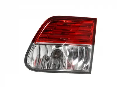 Stop tripla lampa spate dreapta (interior, culoare sticla: rosu, lumini mers inapoi) TOYOTA AVENSIS COMBI dupa 2012-2015