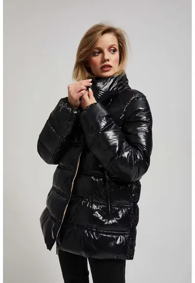 Jacheta scurta - matlasata - neagra - cu gluga