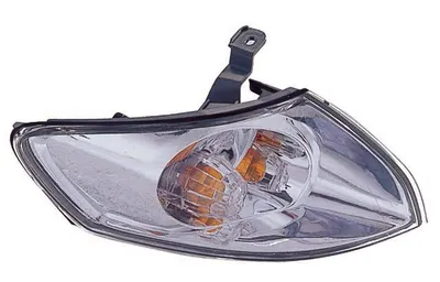 Semnalizator fata Dreapta (alb) potrivit MAZDA 626 V 1.8-2.0D 1997-2002 1999-2002