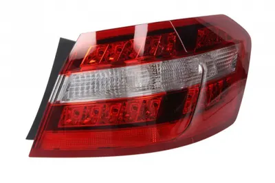 Stop tripla lampa spate dreapta ( exterior , LED, Semnalizator alb, culoare sticla: rosu) MERCEDES Clasa E LIMUZINA 2009-2013