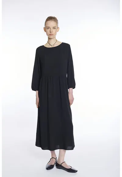 Rochie lunga lejera cu maneci trei sferturi - Negru