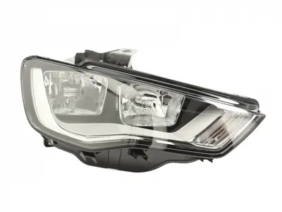 Far dreapta (H15 H7, reglaj electric, cu motoras, fundal argintiu) AUDI A3 2012-2016
