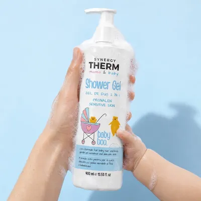 Synergy Therm Mama & Baby - Gel de Duș 2 în 1 cu Apă Termală, Pronalen® Sensitive Skin și Extracte Calmante, pentru Piele Sensibilǎ, 400 ml