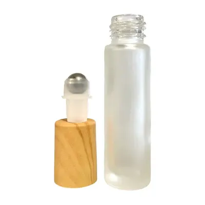 Sticluță rotundă mată reutilizabilă cu roll-on metalic și capac maro - 10ml