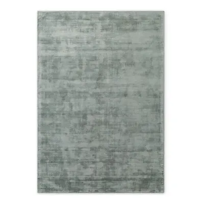 Covor albastru deschis țesut manual din viscoză 80x150 cm Noemi – Vikosa