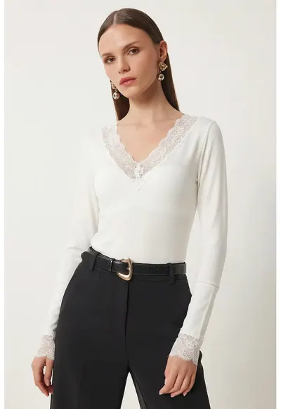 Bluza dama - Happiness Istanbul - Dantela - Alb - Slim - Decolteu in V