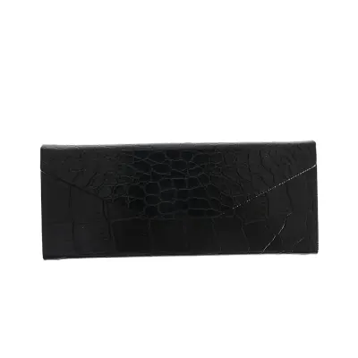 Etui rigid pentru ochelari negru cu textura croco